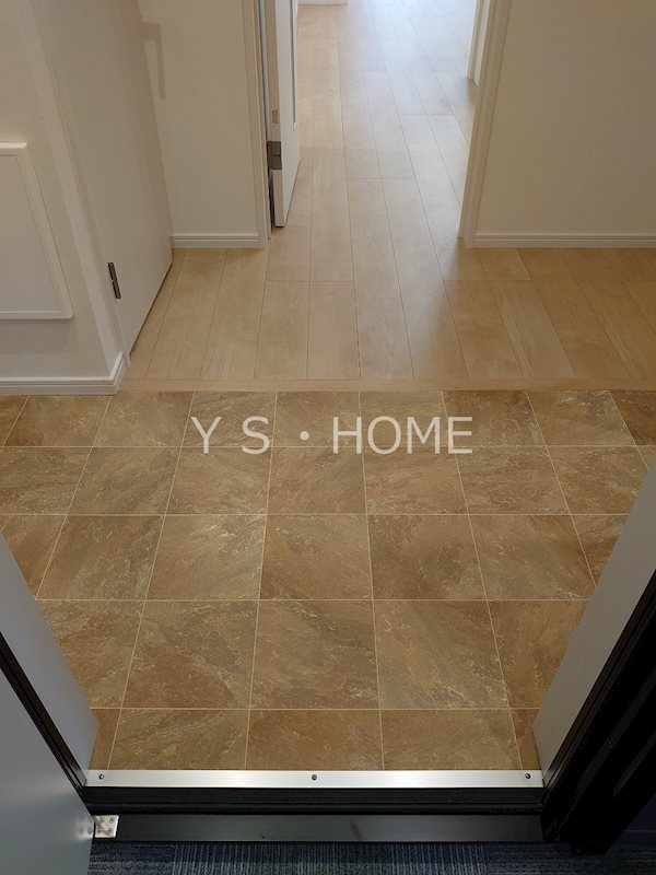 ユアメゾン　メイプル 玄関