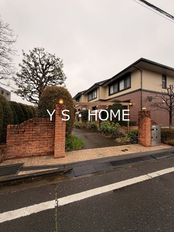 ロイヤルガーデン　参番館 外観