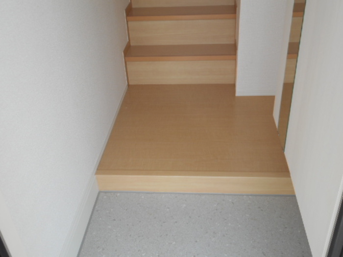 ジュパンスクルート 玄関