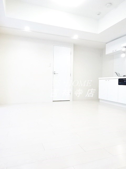 ビバリーホームズ三鷹 リビング