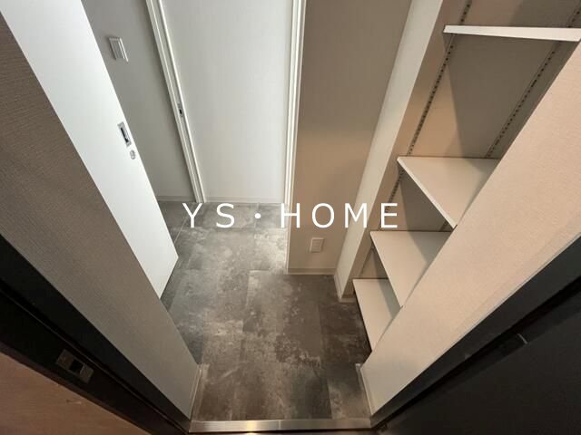 リッツ関町 玄関