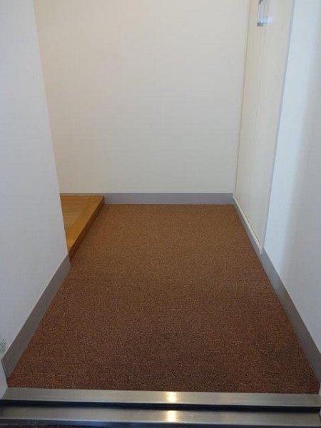 イーストヒルズ小金井 玄関