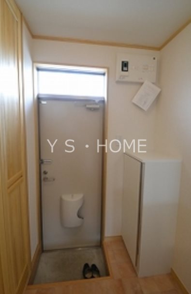 フローレンス一橋　3号館 玄関