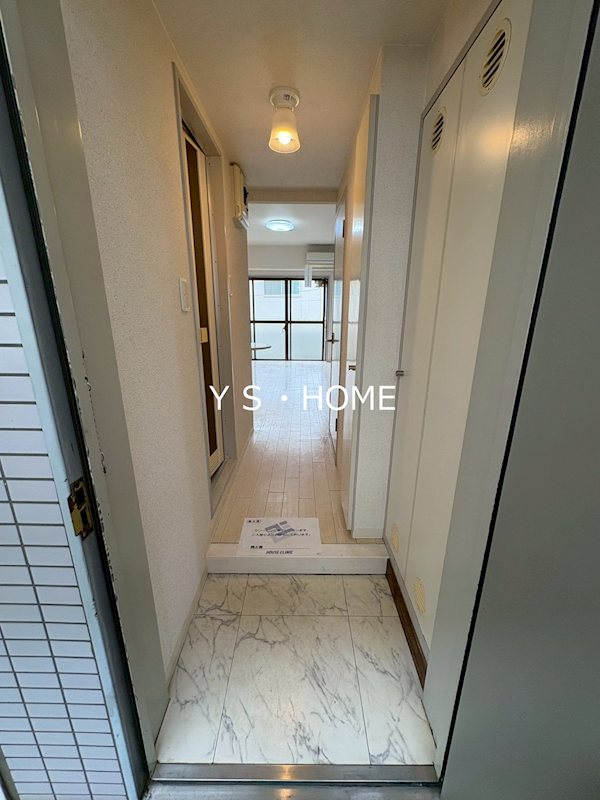 Opus Grand国立 玄関