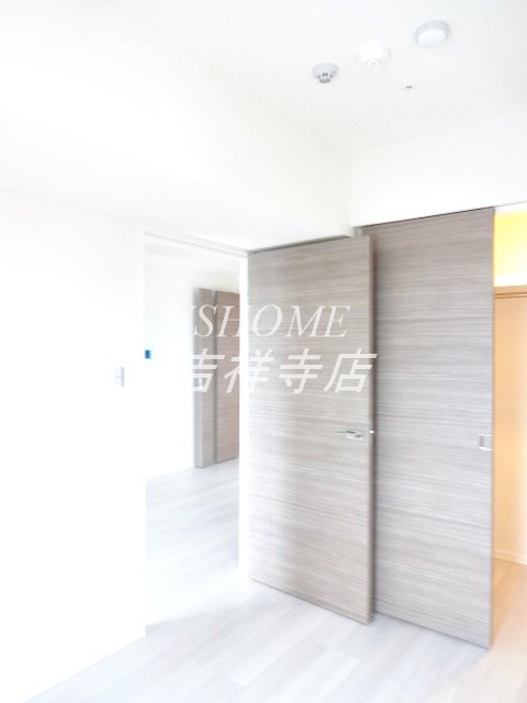 KDXレジデンス三鷹 ベッドルーム