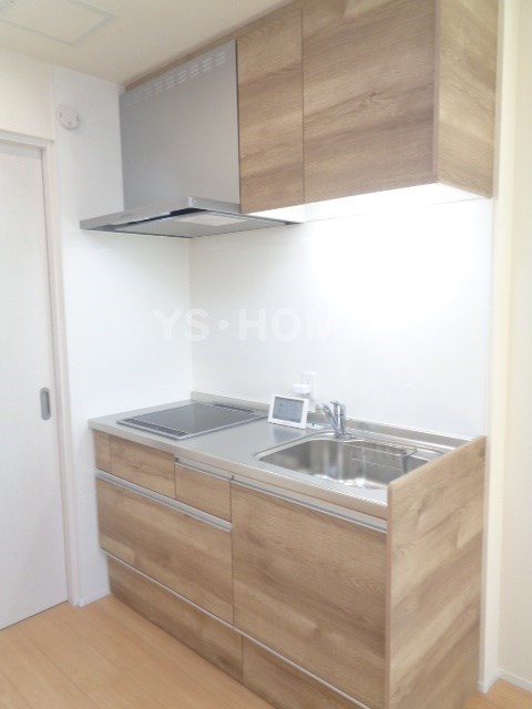 ＧＲＡＣＩＡＳ　ＣＡＭＩＮＯ   キッチン