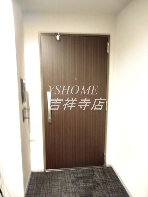 KDXレジデンス三鷹 玄関