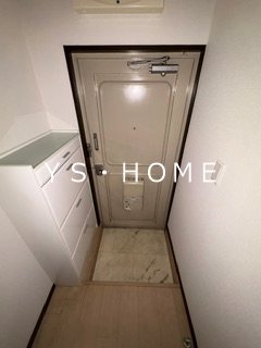 三鷹陵雲閣マンション 玄関