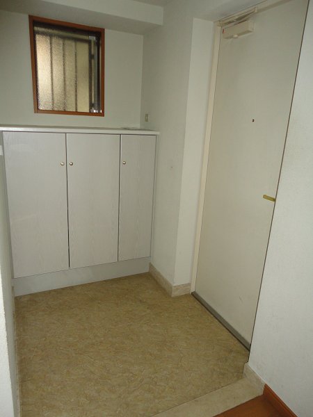 クレッセント三鷹　　 玄関