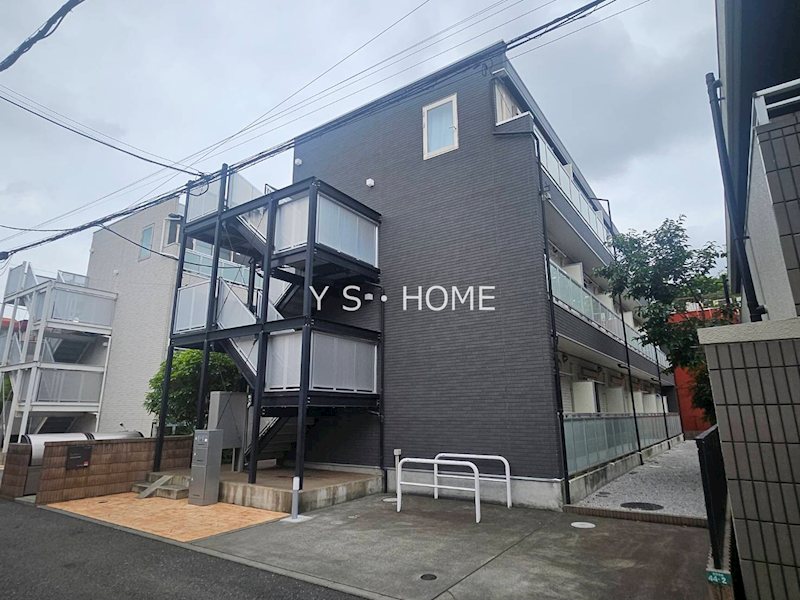 リブリ・ルビアス 外観