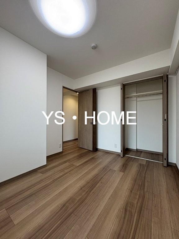 グランコルサ ベッドルーム