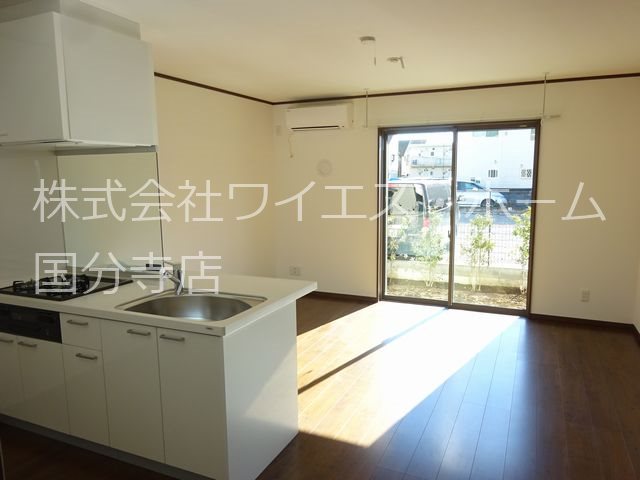 カーサ　エクリス リビング