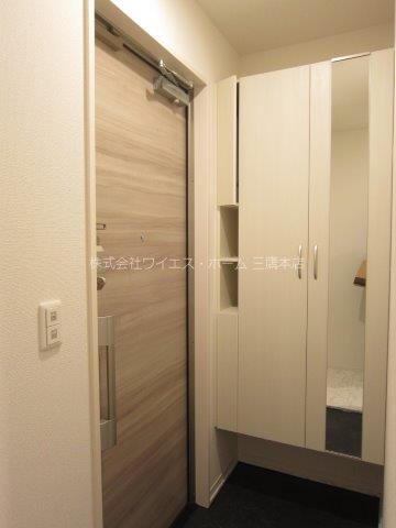 ソレール西久保 玄関