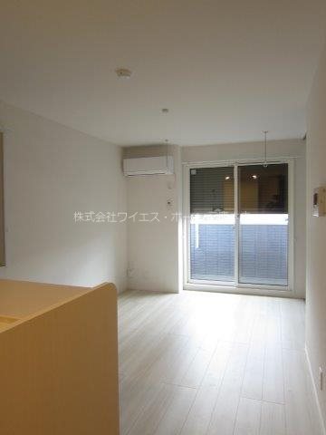 ソレール西久保 リビング