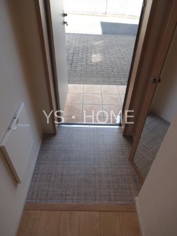 クロッシェ  玄関