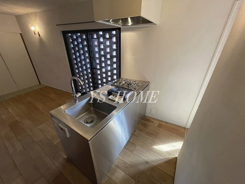 朱合院 キッチン