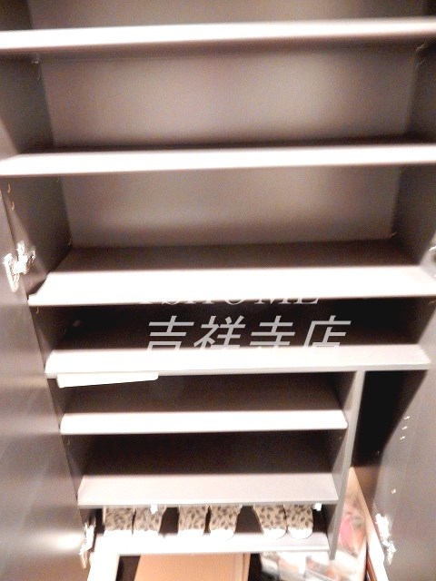 プレミールコート 玄関