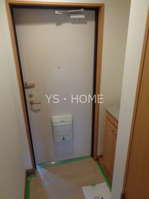 ベルク山中Ａ　　　 玄関