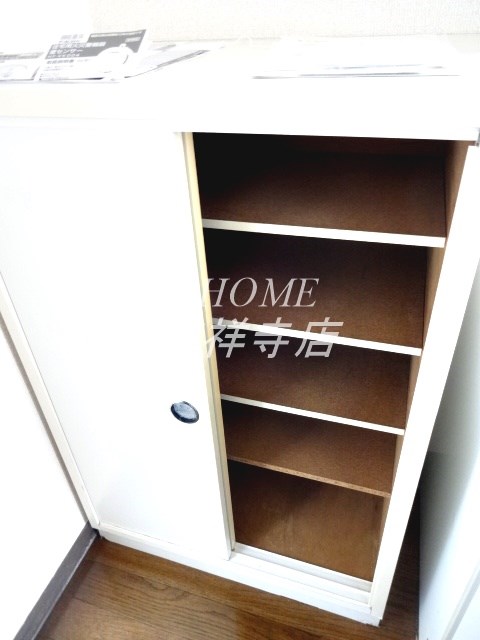 ヴィラクレール 玄関