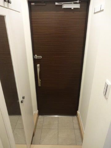 カーサ・ファミリオ 玄関