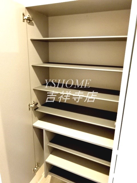 コートクレール 玄関