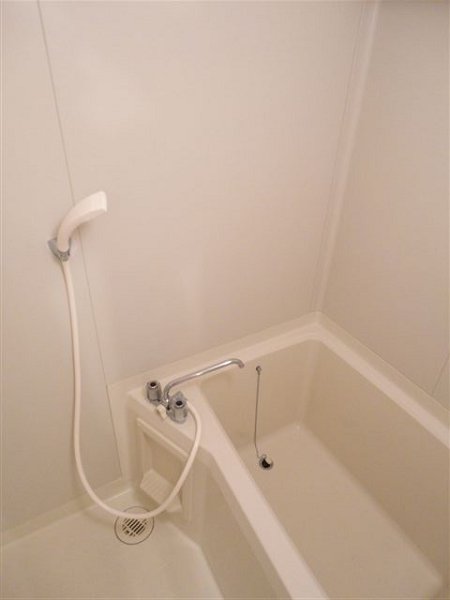 ティアラB 風呂画像