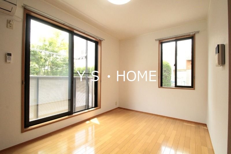 ユニフラット リビング