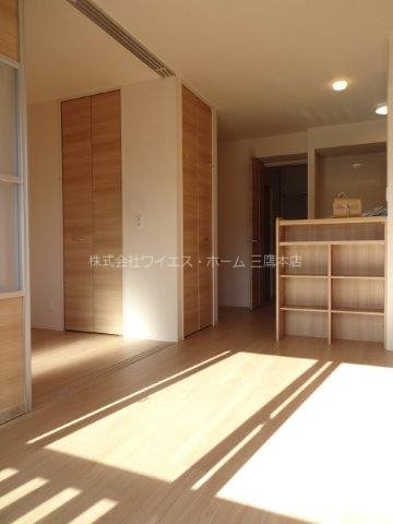 サン・ルミエールA リビング