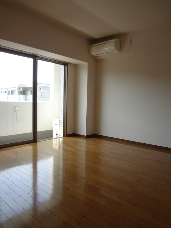 ホワイトステージ リビング