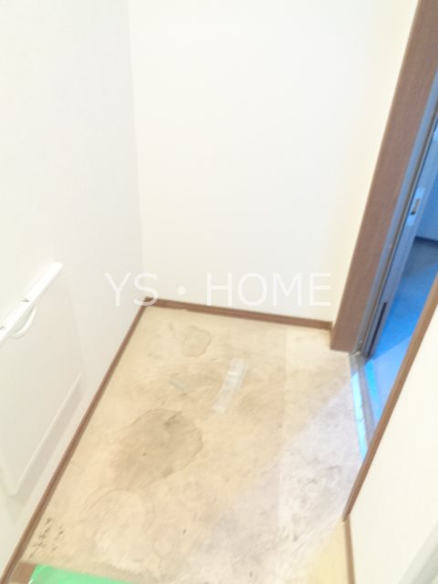 エルメゾン武蔵野2 玄関