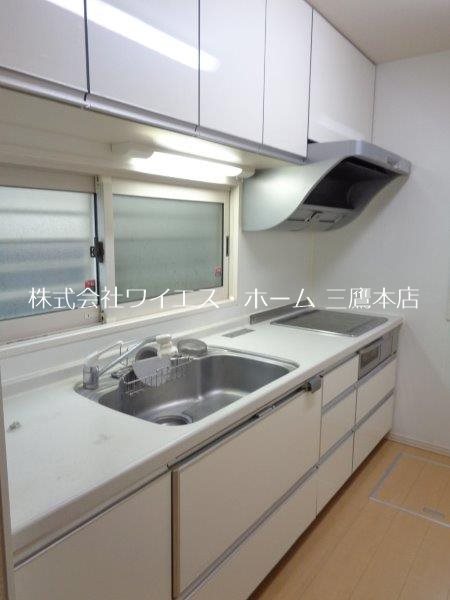 ナーセリーコート B          キッチン