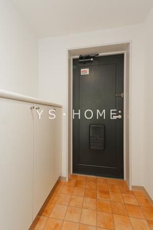 井の頭パーク・プラザ  玄関