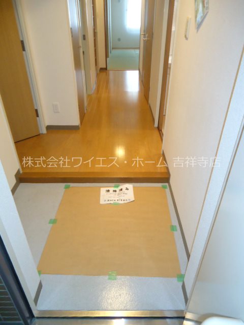 コーポレート連雀2号棟 玄関