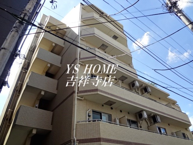 コーマ ディ ルッソ 外観