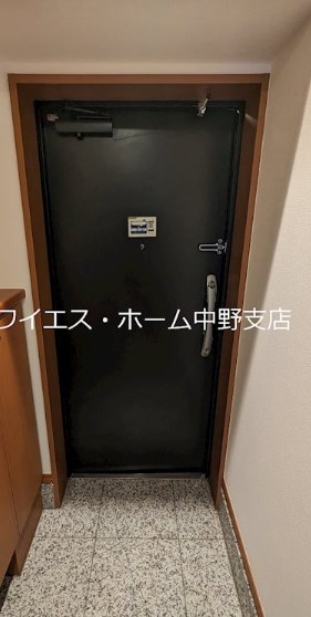 コンフォリア下落合 玄関