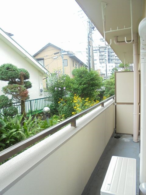 ロイヤルハウスＫ－ＴＷＯ ベランダ