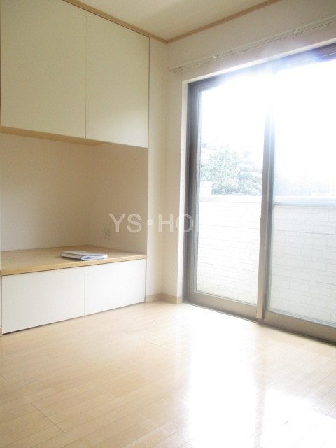 パフュームオギクボ リビング