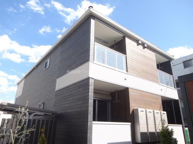 クアトロポルテ  外観