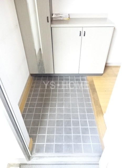 アーク西荻 玄関