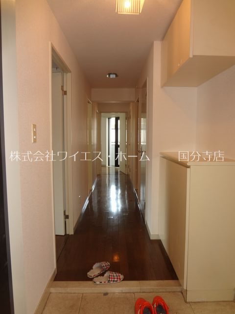 リズ国立西NO1  玄関