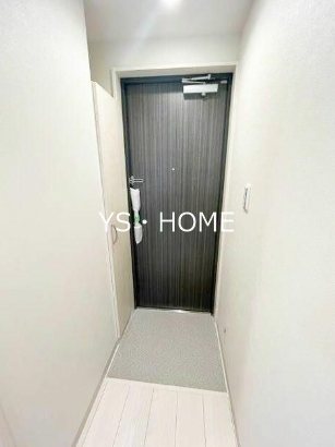 デュオメゾン中野サウス 玄関