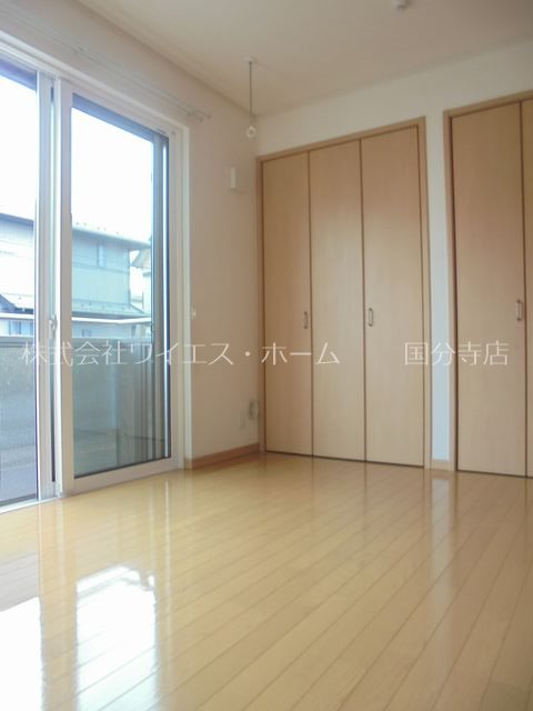 ガーデンテラス国立D棟  ベッドルーム