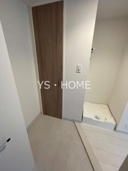 アーバンキューブ三鷹 玄関