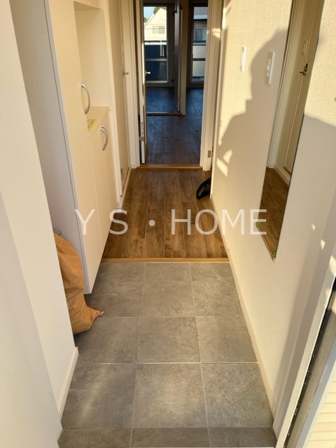 ロイヤルキャステージ恋ヶ窪 玄関