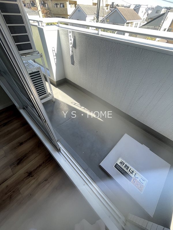 ロイヤルキャステージ恋ヶ窪 ベランダ