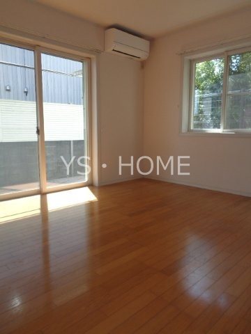 メゾン　ド　プリムローズ リビング