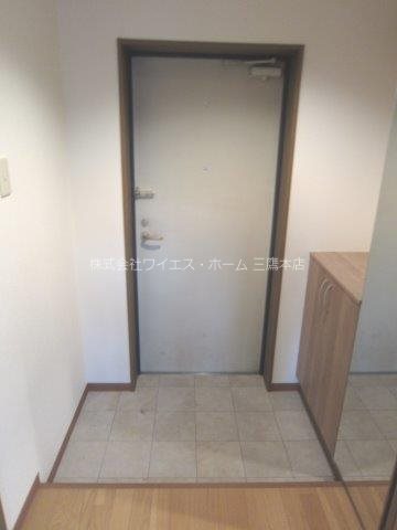 エルミタージュ　 玄関