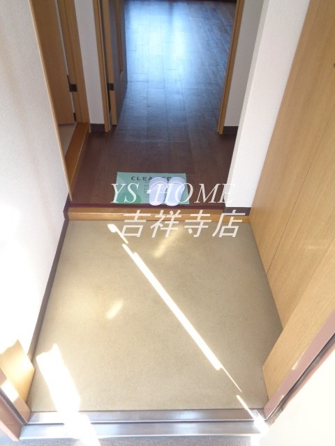 S・フラット吉祥寺 玄関