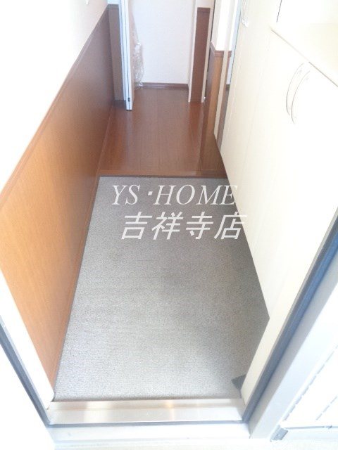 ブラン・ピエール 玄関