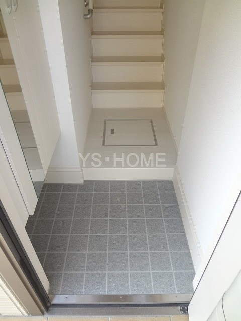 カーサハイビスカス  玄関